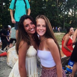 Meet your Posher, Claire